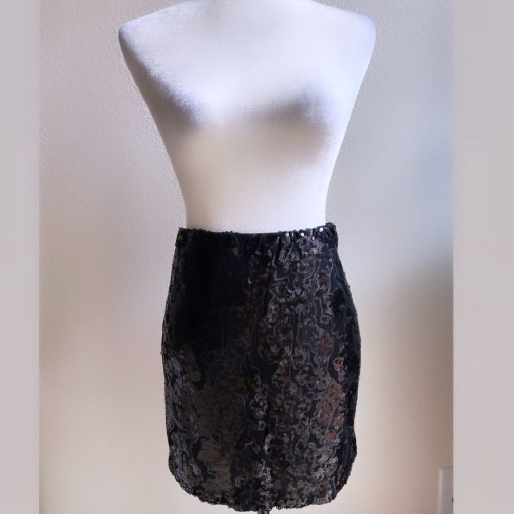 🍸   Black Sequins Mini Skirt   🍸